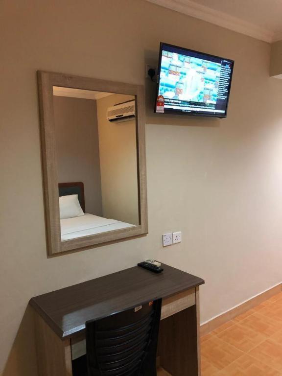 Hotel Perdana Lawas Ngoại thất bức ảnh