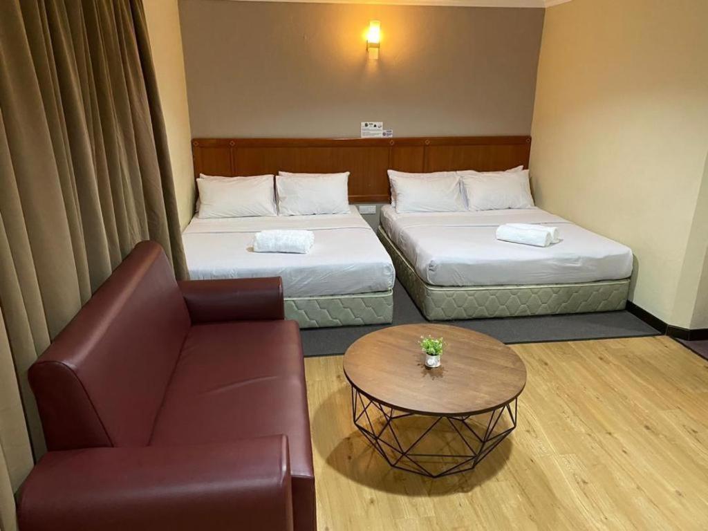 Hotel Perdana Lawas Ngoại thất bức ảnh