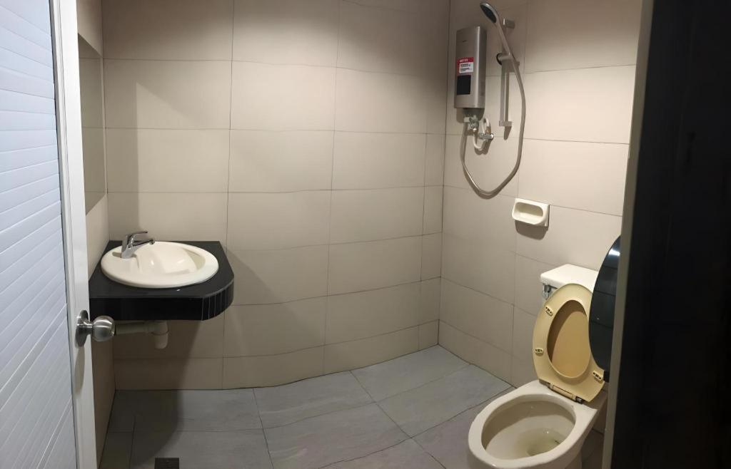 Hotel Perdana Lawas Ngoại thất bức ảnh
