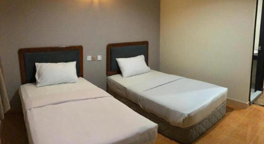 Hotel Perdana Lawas Ngoại thất bức ảnh